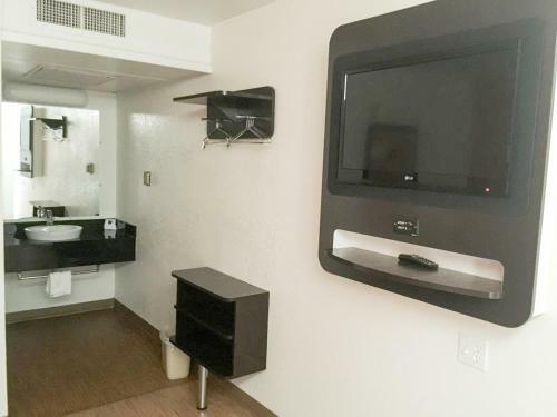 Motel 6 Ardmore