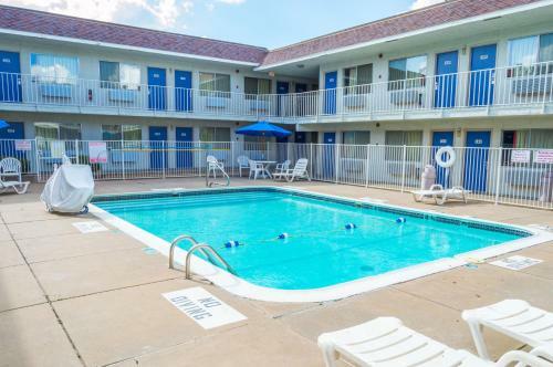 Motel 6 Ardmore