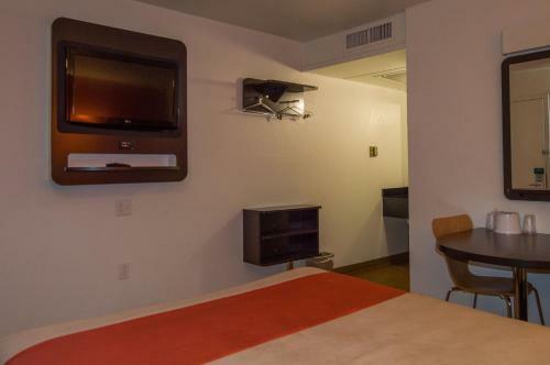 Motel 6 Ardmore