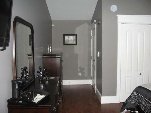 Driftwood Heights B&B