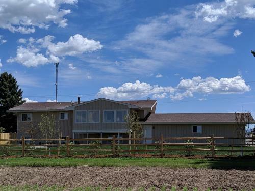 Gallatin Gateway Getaway