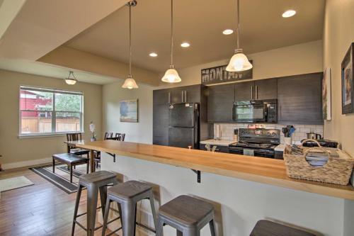 Bozeman Bliss With Yard, 20 Miles To Skiing!