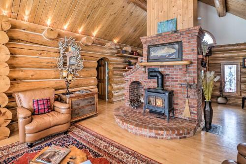 Columbia Falls Escape Near Glacier Natl Park