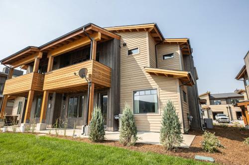 Uplands View Condo 78