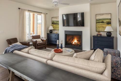 Uplands View Condo 78