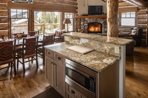 Powder Ridge Cabin 12 Manitou