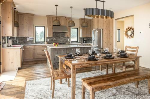 Big Pine Chalet