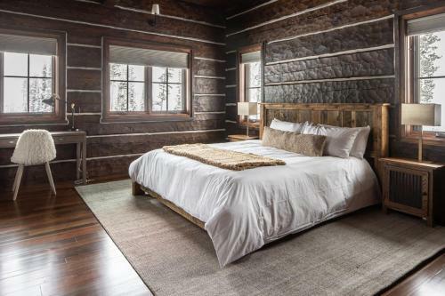 Big Sky Lookout Tower Cabins - Lone Peak
