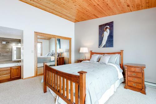 Park Condo 301