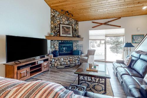 Firelight Chalet