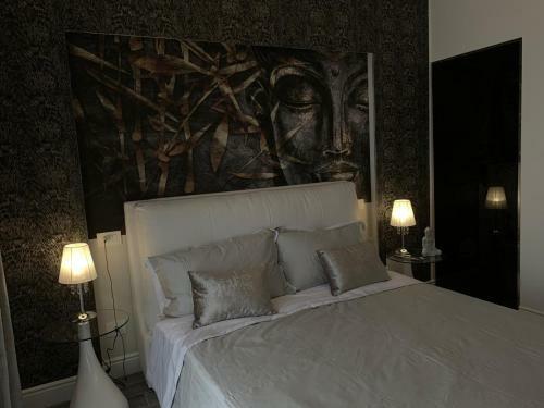 Hostal Luxury Rooms Sixty Six