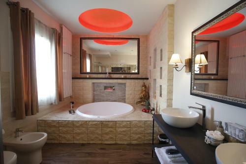 Hostal Luxury Rooms Sixty Six