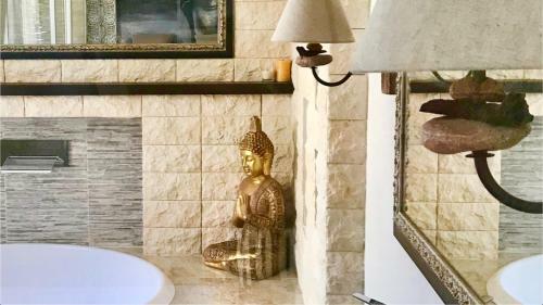 Hostal Luxury Rooms Sixty Six