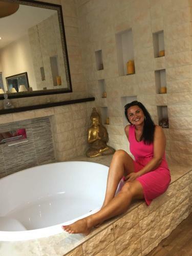 Hostal Luxury Rooms Sixty Six