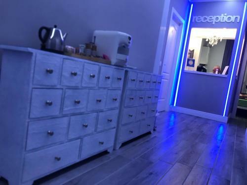 Hostal Luxury Rooms Sixty Six