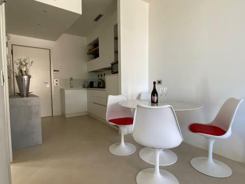 Sea View Embassy Apartment
