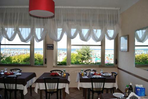 Hotel Vistamare Viserba