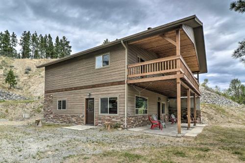 Quiet Riverside Retreat - Hike, Fish And Ski!