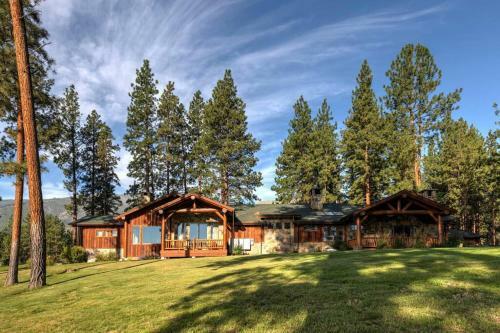 Longing For Solitude And Post Card Views?
