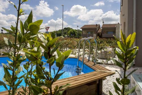 Hostal Home Suites Home