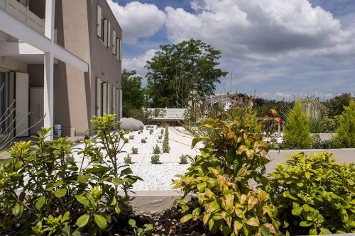 Hostal Home Suites Home