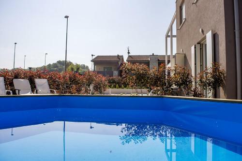 Hostal Home Suites Home