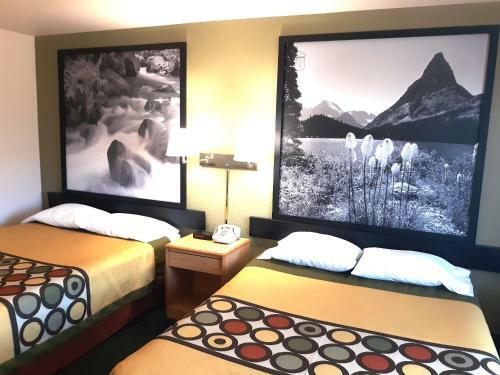 Hotel Super 8 By Wyndham Hamilton