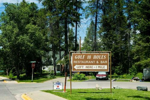 Rustic Cabin - 11 Miles To Glacier National Park!