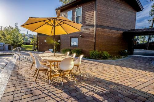 Flathead Lake Villa