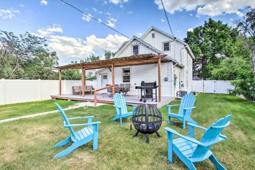 Updated Great Falls Home With Fire Pit, Deck And Yard!
