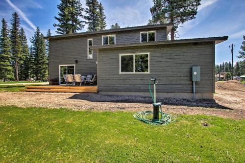 Creekfront Lincoln Home, Steps From Downtown!