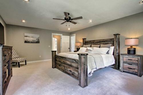 Creekfront Lincoln Home, Steps From Downtown!