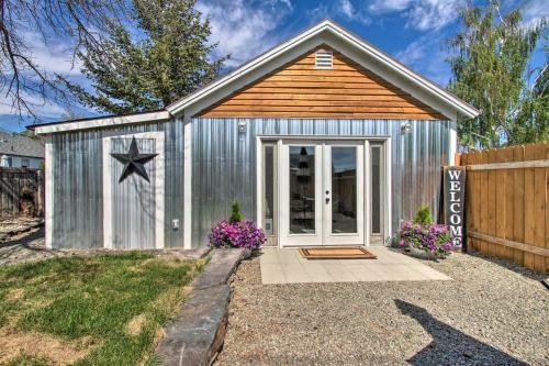 Sweet Helena Cottage, Pet Friendly And Walkable