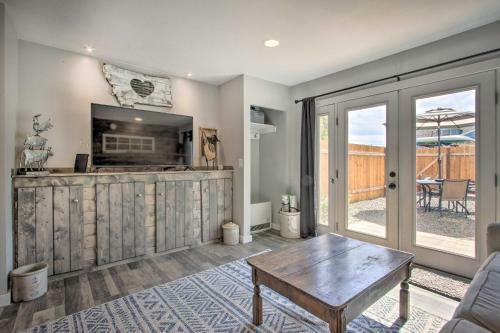 Sweet Helena Cottage, Pet Friendly And Walkable