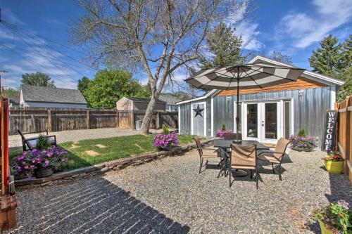 Sweet Helena Cottage, Pet Friendly And Walkable