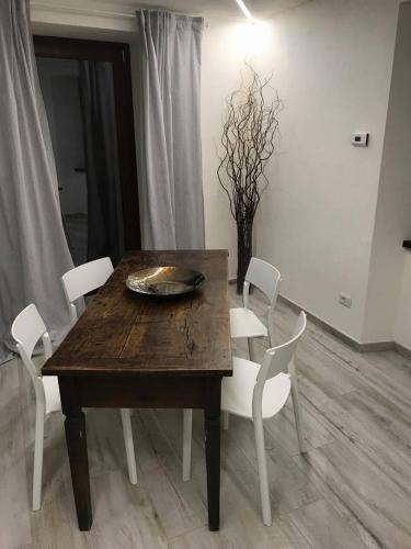 Bright Newly Renovated Apartment