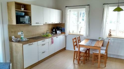 Apartamentos Ferienwohnungen M�hlenhof Oberseifersdorf