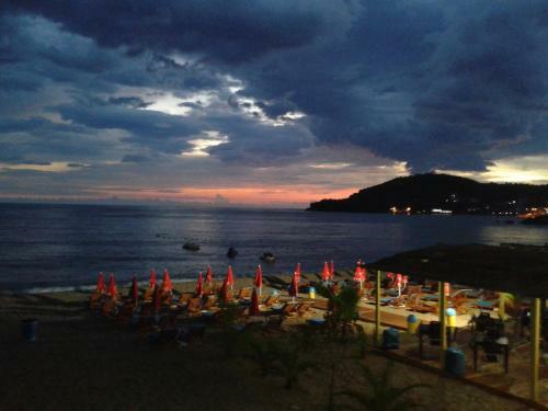 Hostal Magic Ionian Apartments & Rooms