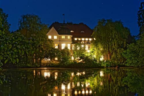 Hostal Schloss M�rlbach