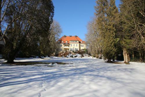 Hostal Schloss M�rlbach