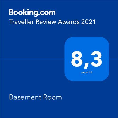 Apartamento Basement Room