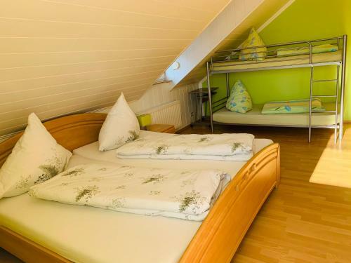 Apartamento Ferienwohnung Hochwaldblick 1
