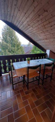 Apartamento Neue Dachgeschosswohnung Im Herzen Des Odenwaldes
