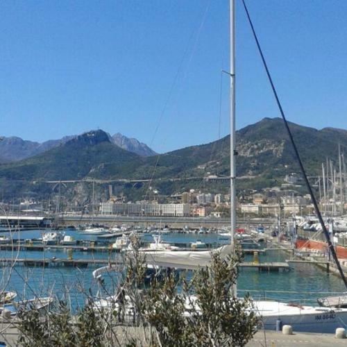 Apartamento Divina Costa Salerno