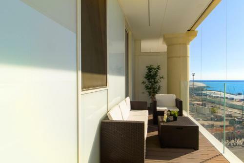 Apartamento Mareluna Crescent - Luxury Seafront Experience