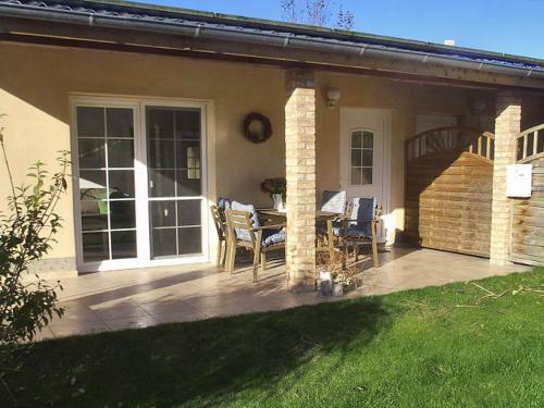 Sommerwiese Mit Terrasse - Abc327 Neu!