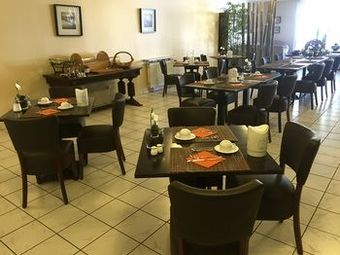 Hostal Hotel Ramor Garni