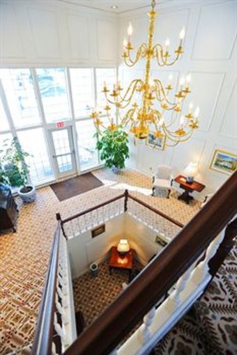 Hotel The Farmington Inn