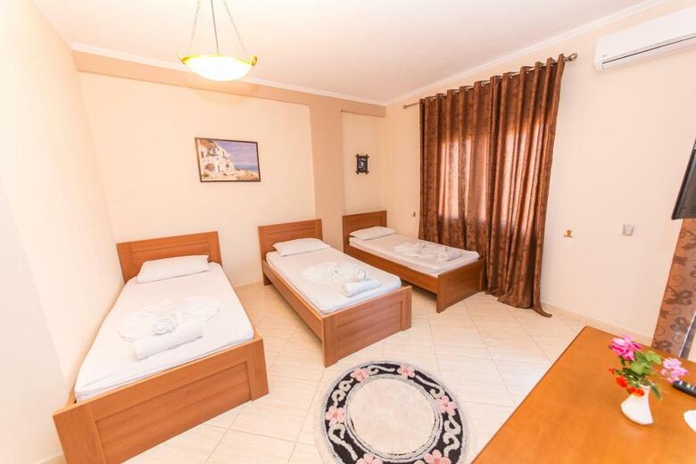 Hotel Bahamas