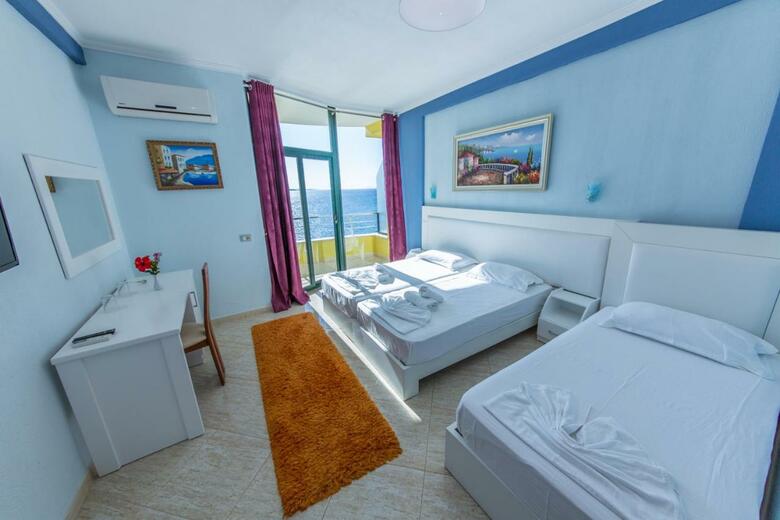 Hotel Bahamas